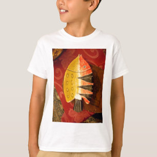 Utskrift av streckad fiskekonst tee shirt
