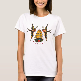 Utslagsplats för vintagefrakt- & tee shirt