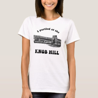 Utslagsplatsen för knoppbackedamer tänder tee shirt