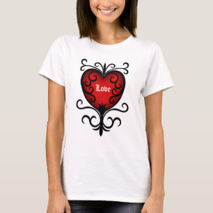 Utsmyckad elegant mörk - röd gotisk hjärta tee shirt