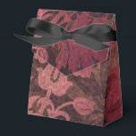 Utsmyckad vintage spetsdamask presentaskar<br><div class="desc">Sjunkig spetsdamaskmönstrad presentbox i koppar-,  vinrött och svarta accenter.</div>