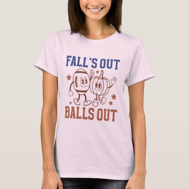 Utspelning av fotboll i bollar t shirt (Framsida)