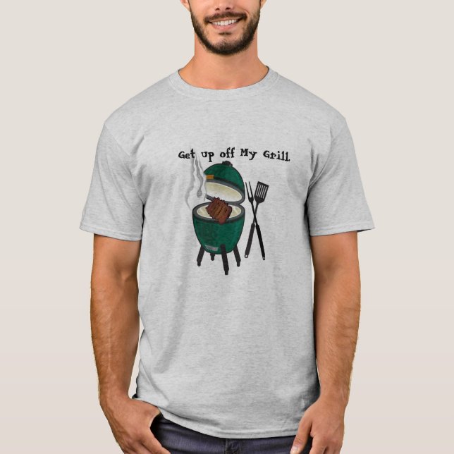 Utstyrseln av mitt grillar, den stora gröna egg.en tee shirt (Framsida)