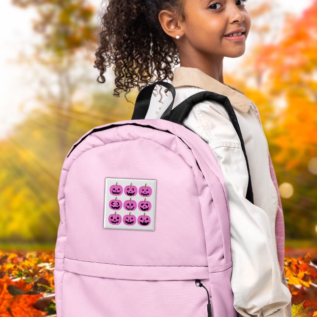 Uttrycklig Jack-O'-Lanternor Knapp (This item is for display purposes only to illustrate the design element. )