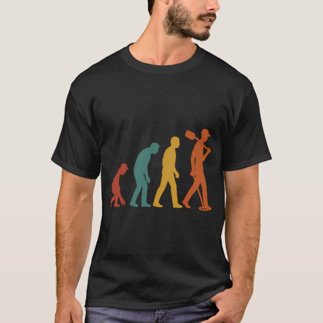 Utvecklingen av entusiaster för metalldetektering t shirt (Framsida)