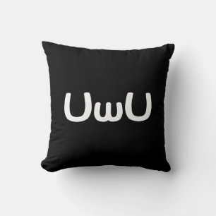UwU Lycklig Anime Ansikte Emoticon Kudde
