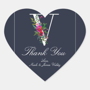V Monogram Sista Initial Modern Blå Blommig Bröllo Hjärtformat Klistermärke