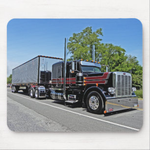 V Nolts Black & Red 389 Mousepad Musmatta