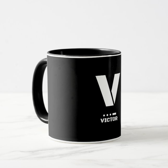 V(Victor) NATO-fonetal alfabet & Morse-kod Mugg (Framsida vänster)