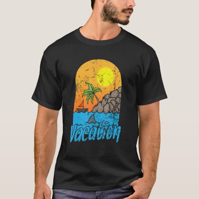 Vacation Summer Sun and Beach T Shirt (Framsida)