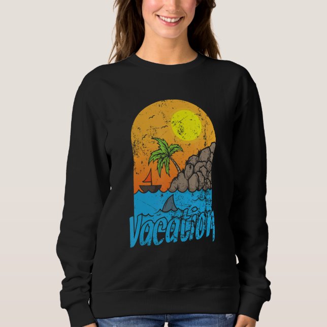 Vacation Summer Sun and Beach T Shirt (Framsida)
