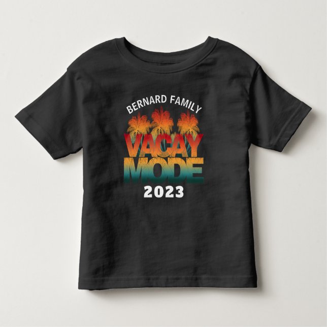 VACAY MODE FAMILY VACATION T SHIRT (Framsida)