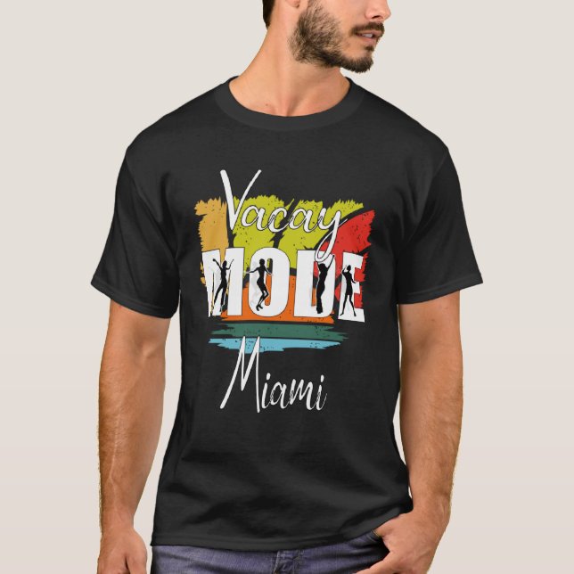Vacay Mode, sommarplatshållaravstånd T Shirt (Framsida)