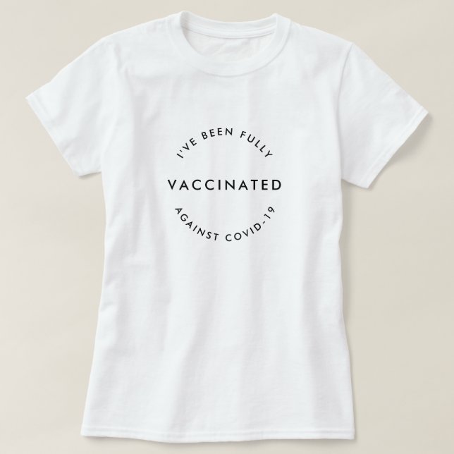 Vaccinerat mot Covid-19 | Modern minimalist T Shirt (Design framsida)