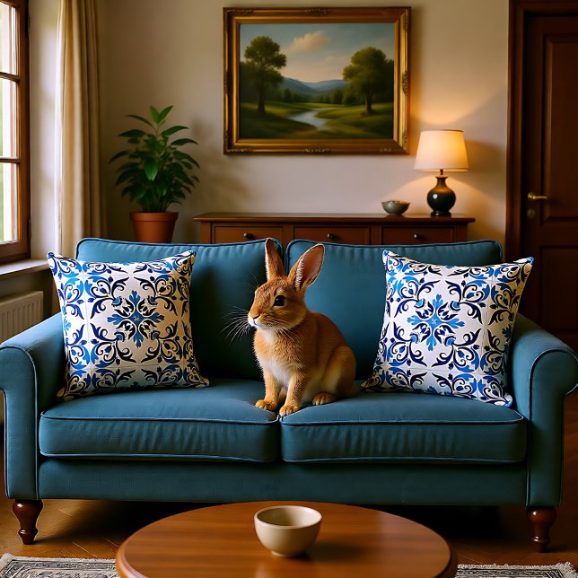 💙 Vackblå Azulejos, storlek medelplatta Kudde (💙 Beautiful blue Azulejos, Medium tile size Throw Pillow)