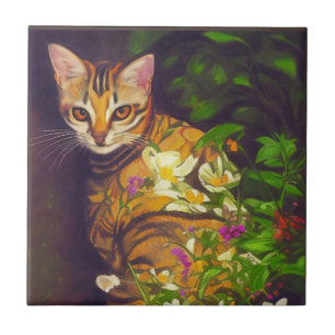 Vacker Abyssinian Cat i Midnight Garden Kakelplatta