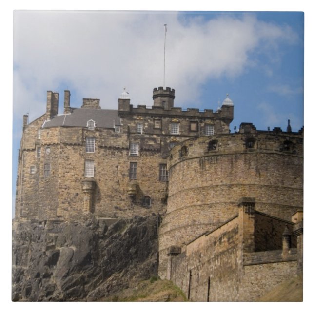 Vacker berömd gigantisk Edinburgh Castle i Kakelplatta (Framsidan)