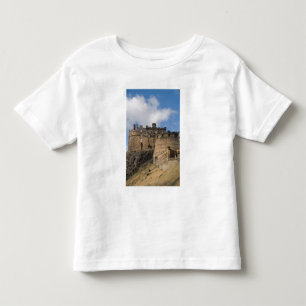 Vacker berömd gigantisk Edinburgh Castle i T-shirt