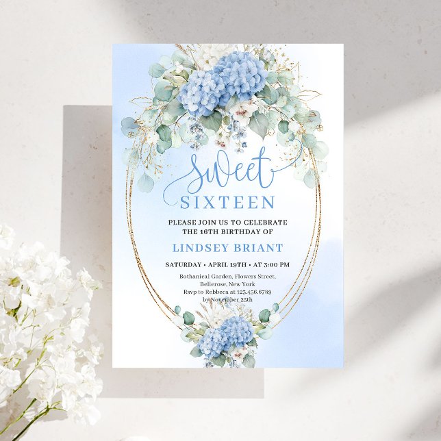 Vacker blå hortensia Eukalyptus Sweet Sixteen  Inbjudningar (Pretty Blue Hydrangea Eucalyptus Sweet Sixteen Invitation)