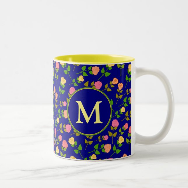 Vacker blå ros mönster monogram Två-Tonad mugg (Höger)