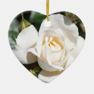vacker blomma från vit ros, kärlek och romantik julgransprydnad keramik