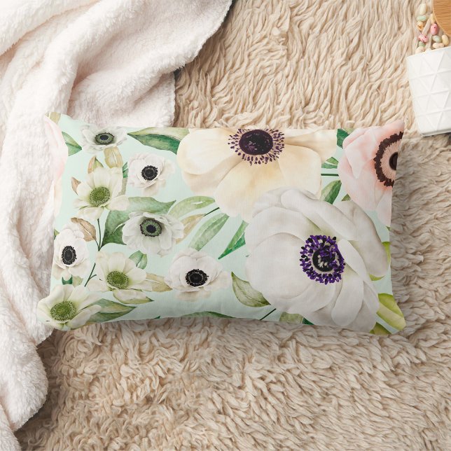 Vacker blommig dekorativ iögonfallande  lumbarkudde (Skapare uppladdad)