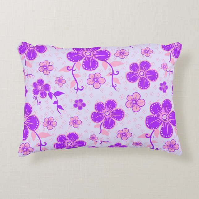 Vacker blommig tryckt lila och rosa på lavendel prydnadskudde (Framsidan)