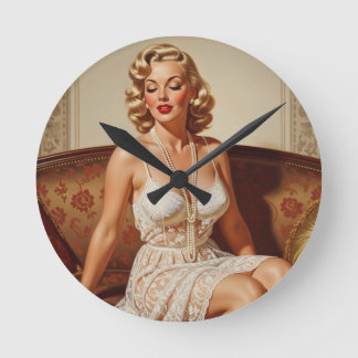 Vacker blond pin-up 50-tals konst rund klocka