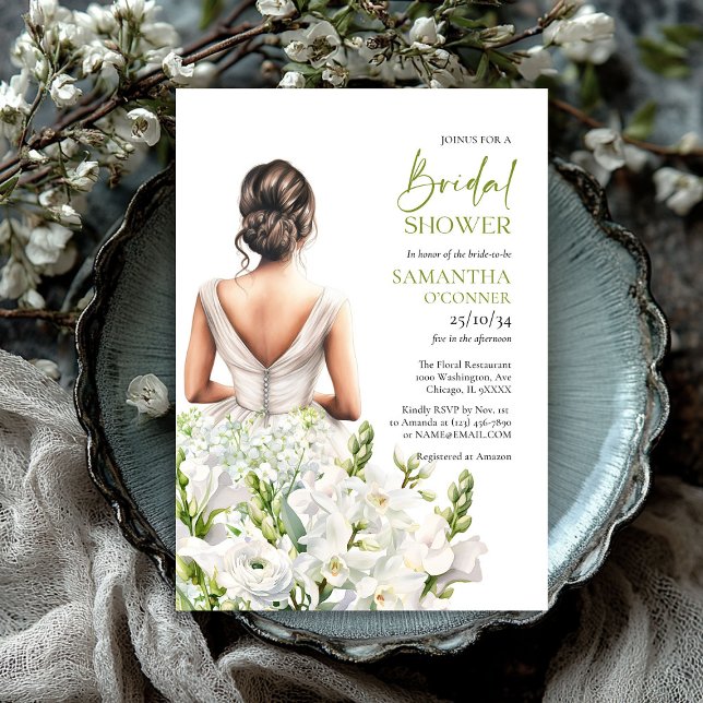 Vacker brud med vita blommor av lavish bouquet inbjudningar (Beautiful bride with lavish bouquet white flowers invitation)