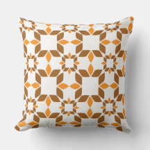 vacker brunkolskudde av blommönster