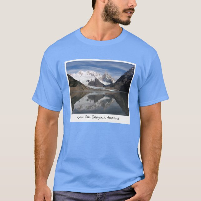 Vacker Cerro Torre, Patagonia, bergsvy T Shirt (Framsida)