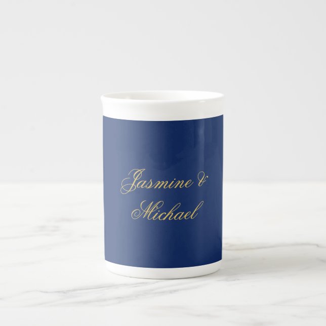 Vacker Chic Kalligrafi Par Namn Blå & Guld Benporslin Mugg (Framsidan)
