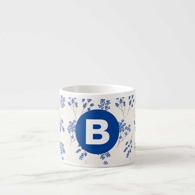 Vacker elegant blå blommig mönster monogram espressomugg (Framsidan)