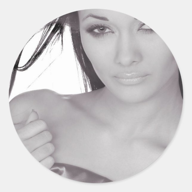 vacker flicka runt klistermärke (Framsida)