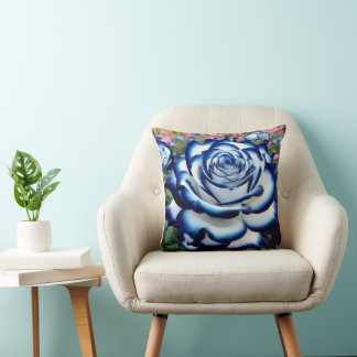 Vacker Flower Cushion Kudde