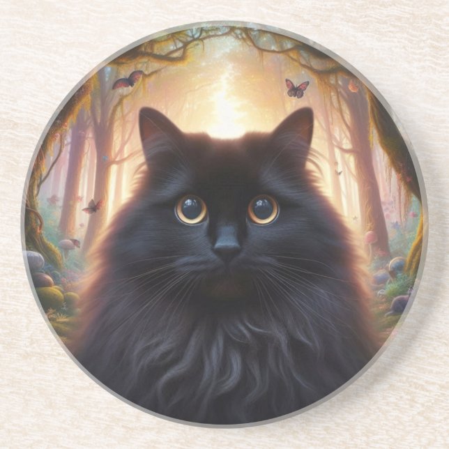 Vacker fluffig svart katt med gyllene ögon underlägg (Framsidan)
