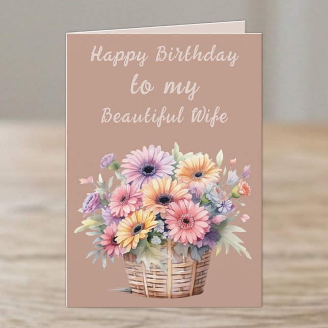 Vacker fru gerbera blommor brun födelsedag kort (Skapare uppladdad)