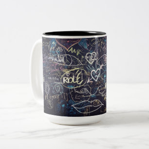 Vacker graffiti Två-Tonad mugg