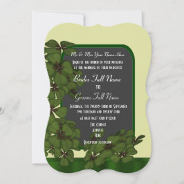 Vacker grön irländsk shamrock-hundring inbjudningar