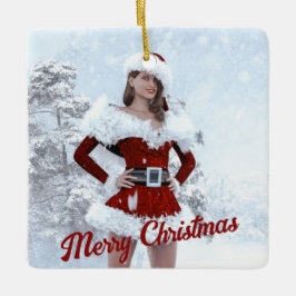 Vacker julkvinna över Vinter Snö Julgransprydnad Keramik