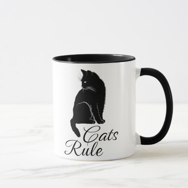 Vacker katt som sitter med texten "Katter härskar" Mugg (Höger)