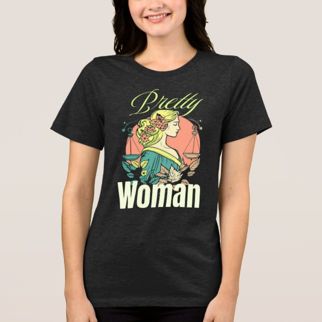 Vacker kvinna – fängslande skönhetsillustration t shirt (Framsida)