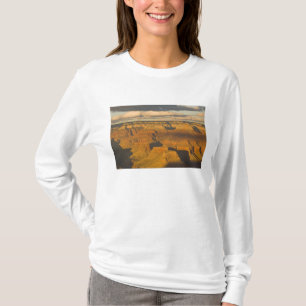 Vacker landskapsvy över den södra kanten av Grand T-shirt