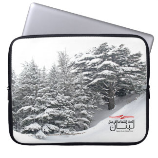 Vacker Libanons stad Bsharri Al Arz Mountain Laptop Fodral