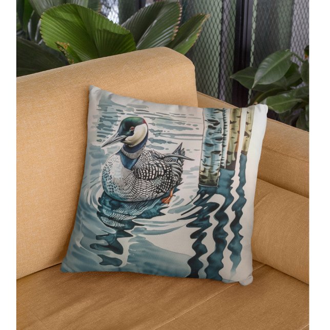 vacker loon på vatten i vattenfärg kudde (Skapare uppladdad)