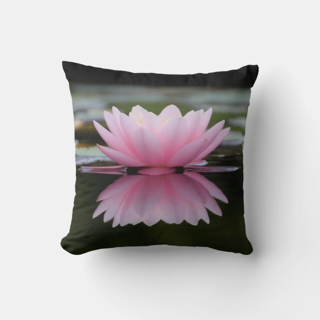 Vacker Lotus, Landskap Kudde (Framsida)