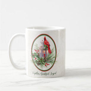 Vacker lykta med järnek och kardinal jul kaffemugg