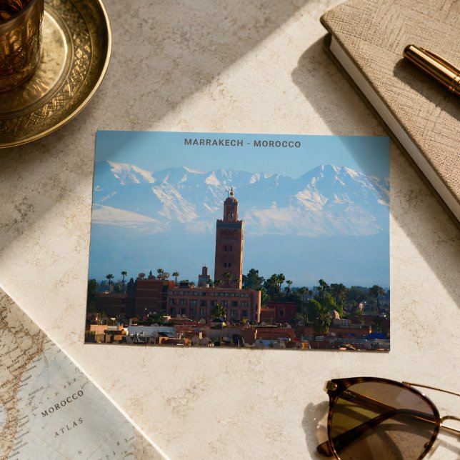 Vacker Marocko Röd Marrakech Atlasbergen Vykort (Morocco's Marrakech postcard. )
