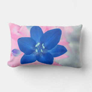 Vacker Neon Blue Lily Flower Pillow Cushion Lumbarkudde