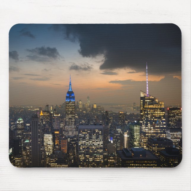 Vacker New York Evening Skyline Musmatta (Framsidan)